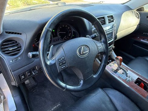 Used 2008 Lexus IS 250 AWD image 10