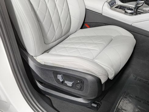 Certified 2023 BMW X6 M50i w/ Executive Package image 30