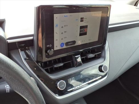 Certified 2025 Toyota Corolla LE image 20