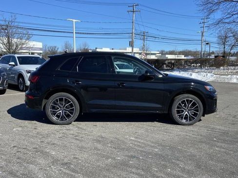Certified 2023 Audi SQ5 Premium Plus w/ Premium Plus Package image 4