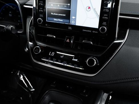 Used 2020 Toyota Corolla XSE FWD image 23