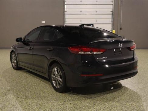 Used 2017 Hyundai Elantra SE w/ SE A/T Tech Package 03 FWD image 7