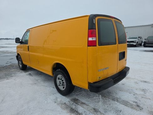 Used 2019 GMC Savana 2500 image 5