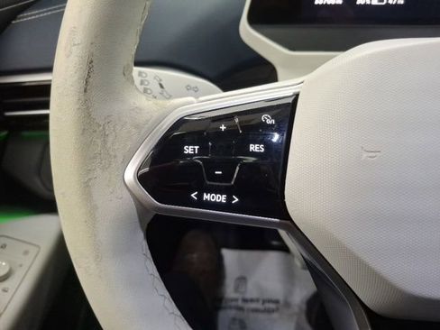 Used 2023 Volkswagen ID.4 Pro S Plus image 16