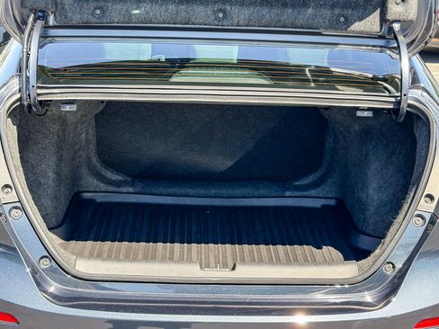 Used 2019 Honda Insight EX image 24