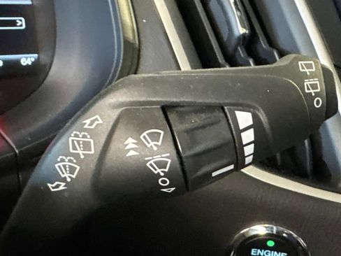 Used 2024 Ford Edge SEL w/ Convenience Package image 24