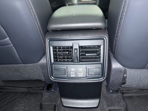 Certified 2026 Subaru Forester Premium AWD/4WD image 29