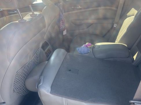 Used 2010 Cadillac SRX Luxury image 9