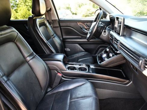 Used 2020 Lincoln Corsair FWD w/ Premium Package image 29