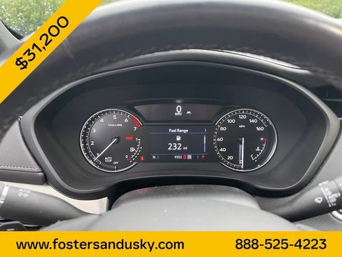 Used 2023 Cadillac XT4 Premium Luxury w/ Driver Assist Package AWD/4WD image 9