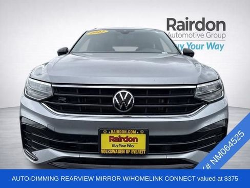Used 2022 Volkswagen Tiguan SE R-Line AWD/4WD image 2