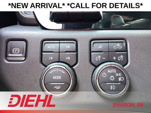 Used 2022 Chevrolet Silverado 1500 ZR2 w/ Technology Package AWD/4WD image 33