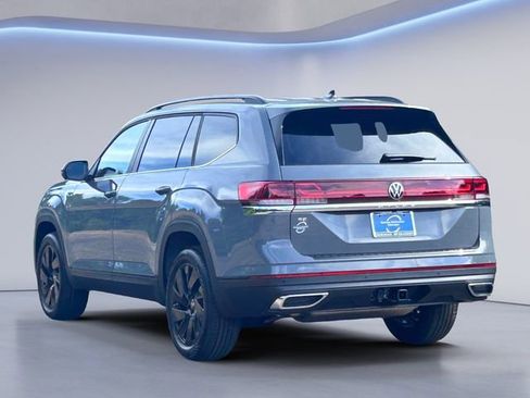 New 2026 Volkswagen Atlas SE FWD image 6