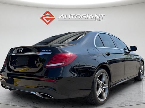 Used 2018 Mercedes-Benz E 300 4MATIC image 11