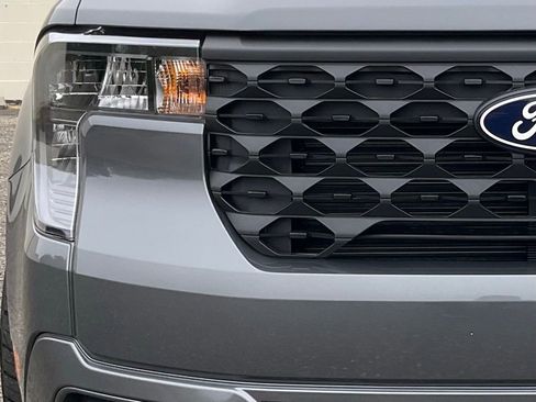 New 2025 Ford Maverick XLT w/ XLT Luxury Package image 84