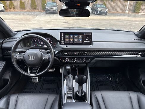 Used 2023 Honda Accord Sport image 12