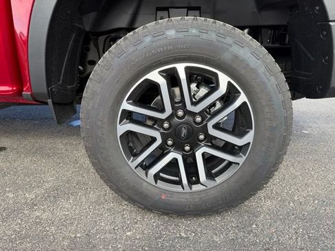 New 2025 Ford Ranger Lariat w/ FX4 Off-Road Package AWD/4WD image 9