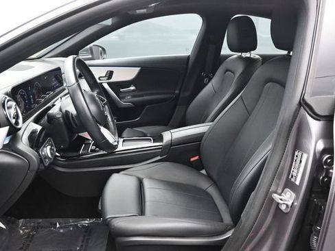 Used 2025 Mercedes-Benz CLA 250 4MATIC image 7