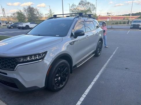 Used 2022 Kia Sorento S image 2