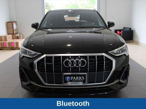 Certified 2025 Audi Q3 2.0T Premium w/ Convenience Package AWD/4WD image 15