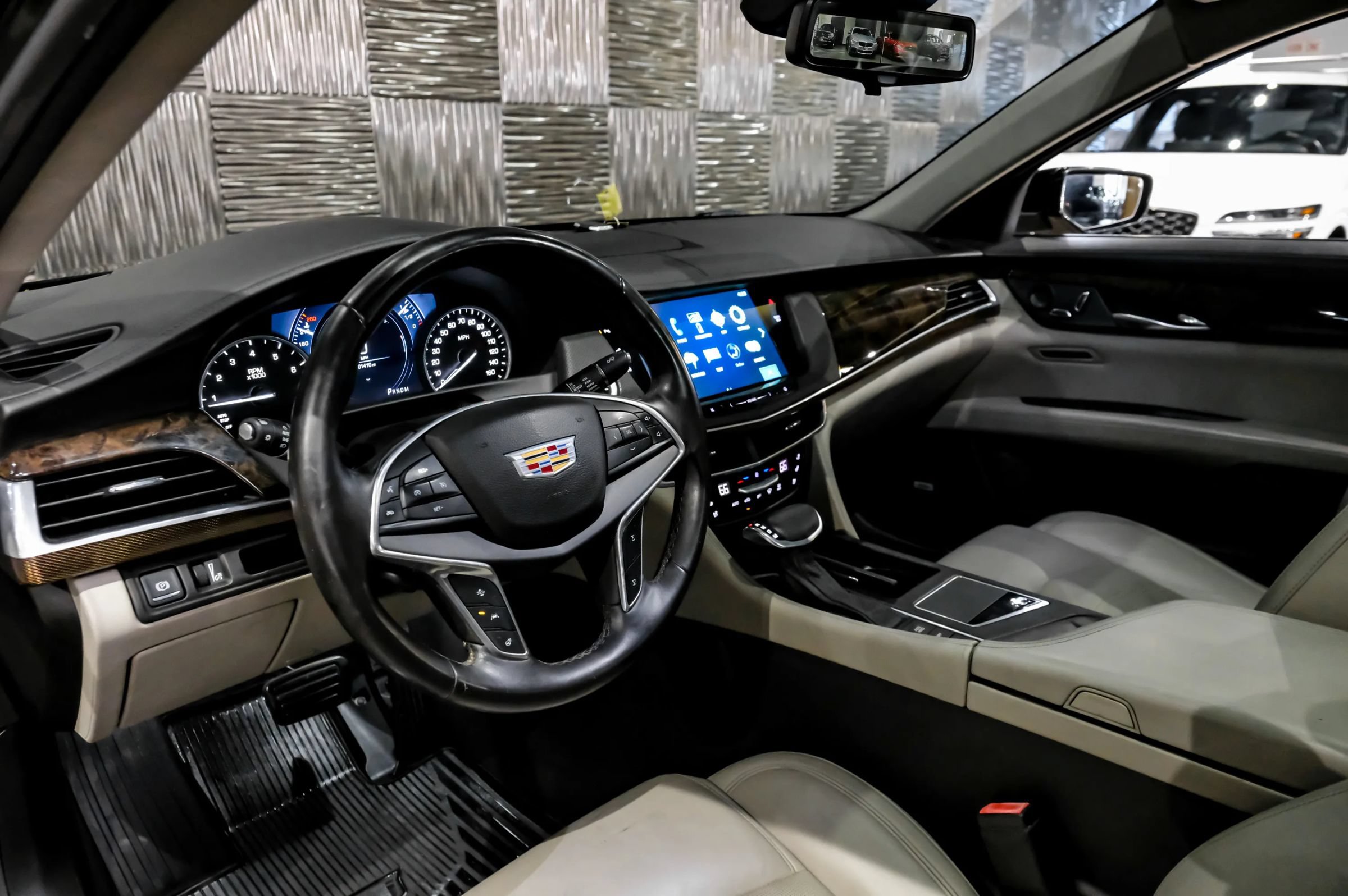 Used 2017 Cadillac CT6 Luxury AWD/4WD image 3