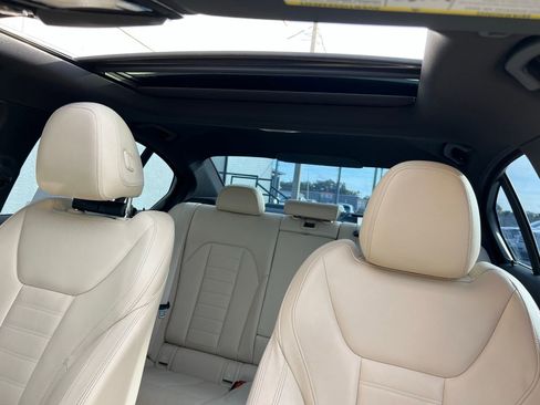 Used 2020 BMW 330i xDrive Sedan w/ Premium Package image 31