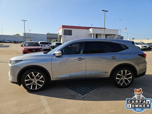 Certified 2024 Acura MDX w/ Technology Package FWD image 4