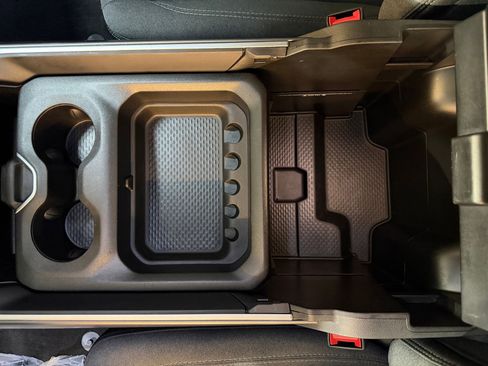 Used 2021 RAM 1500 Big Horn image 31