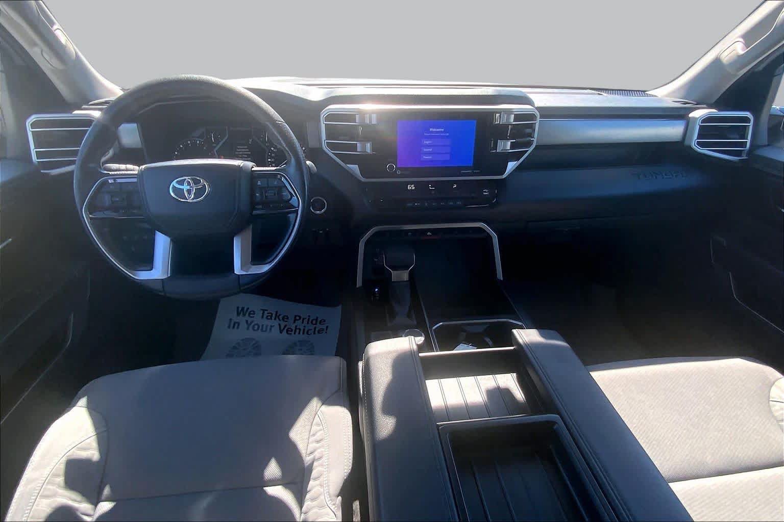 Used 2023 Toyota Tundra SR5 w/ SR5 Convenience Package AWD/4WD image 15