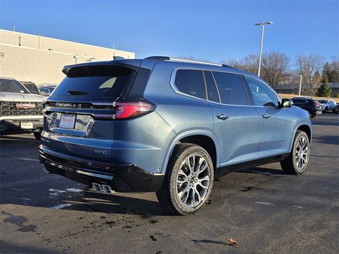 New 2026 GMC Acadia Denali Ultimate image 8