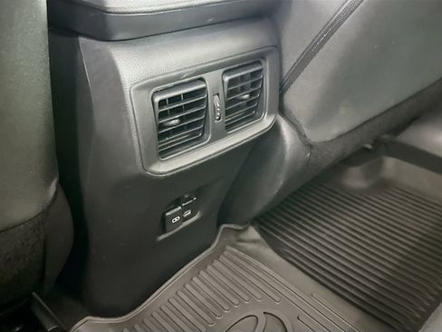 Used 2023 Toyota RAV4 XLE FWD image 25