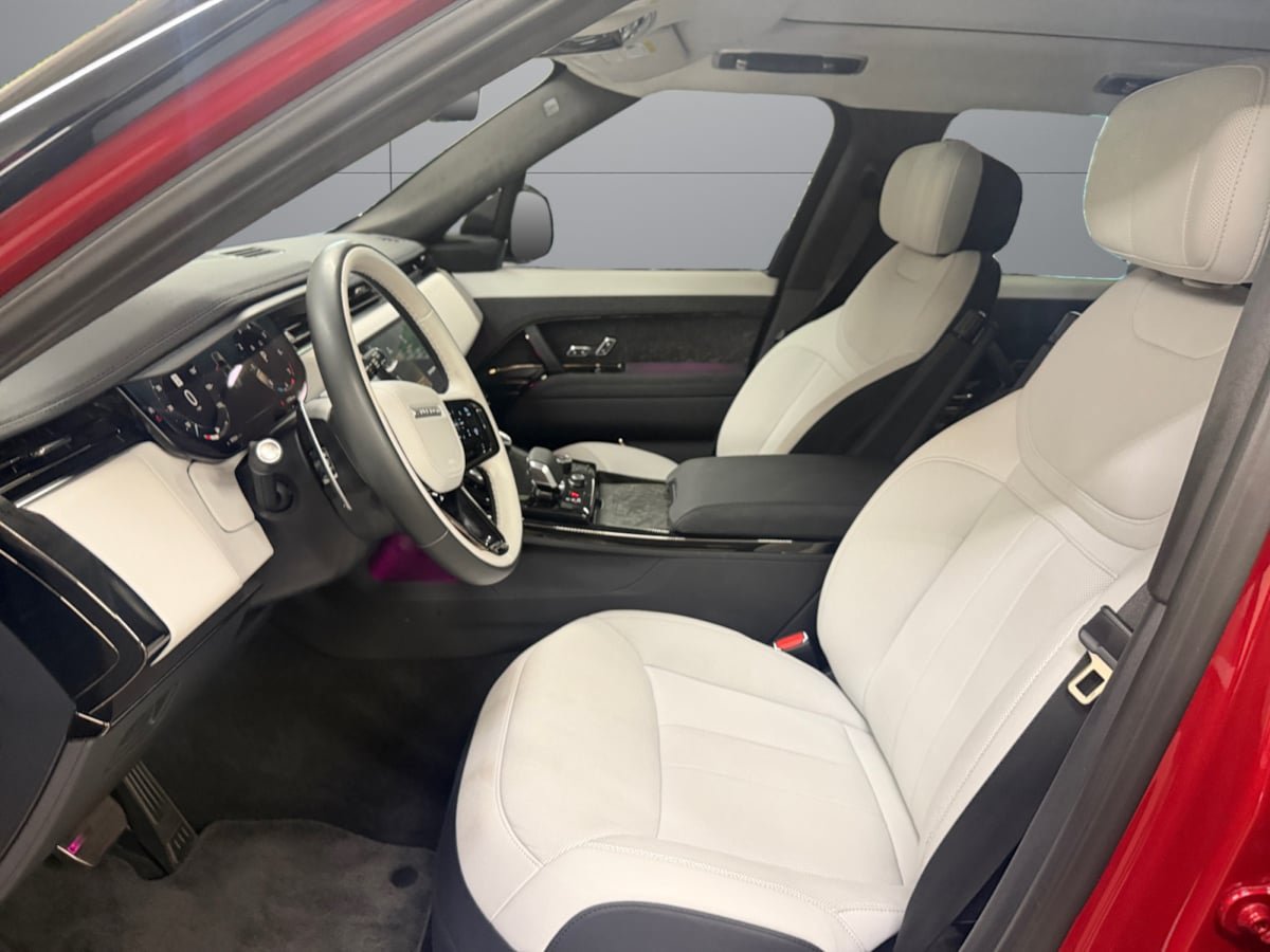 Used 2023 Land Rover Range Rover Sport First Edition AWD/4WD image 9