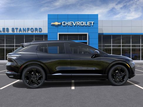 New 2026 Chevrolet Equinox EV RS image 5