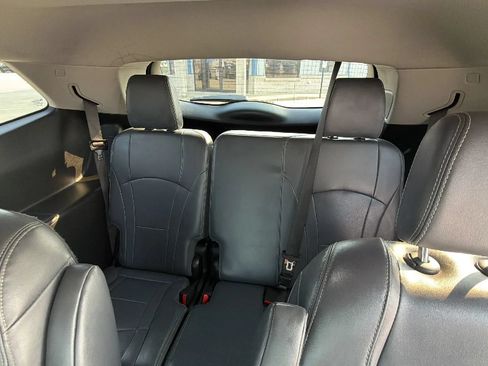 Used 2018 Buick Enclave Premium w/ Trailering Package AWD/4WD image 41