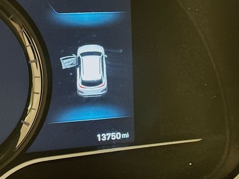 Used 2021 Hyundai Kona Limited FWD image 19