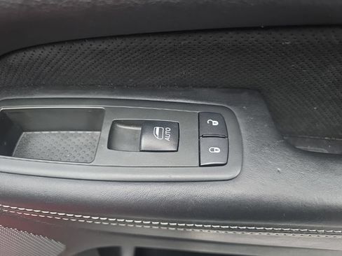 Used 2012 Jeep Grand Cherokee SRT8 w/ Luxury Group II AWD/4WD image 35