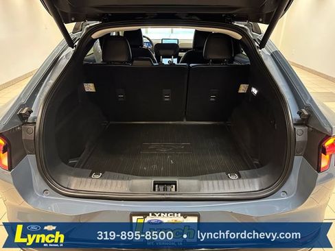 Used 2024 Ford Mustang Mach-E Premium AWD/4WD image 23