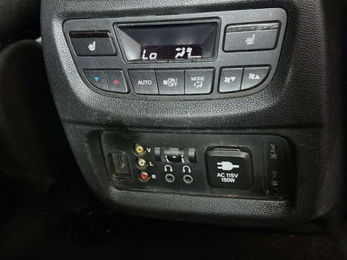 Used 2018 Honda Pilot Elite image 42