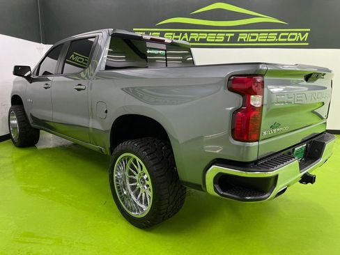 Used 2021 Chevrolet Silverado 1500 LT w/ Texas Edition Plus AWD/4WD image 7