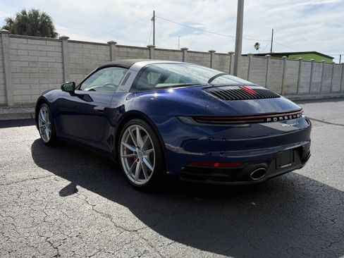 Certified 2021 Porsche 911 Targa 4S image 3