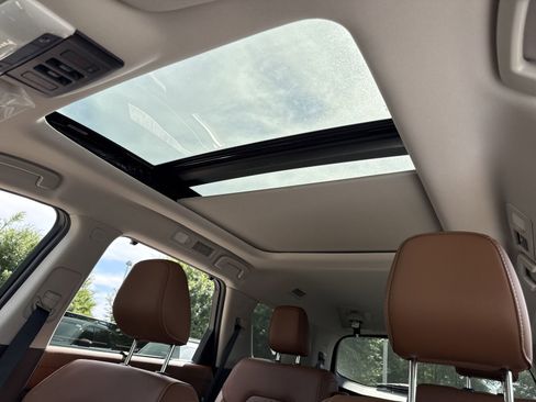 New 2026 Nissan Pathfinder Platinum FWD image 6