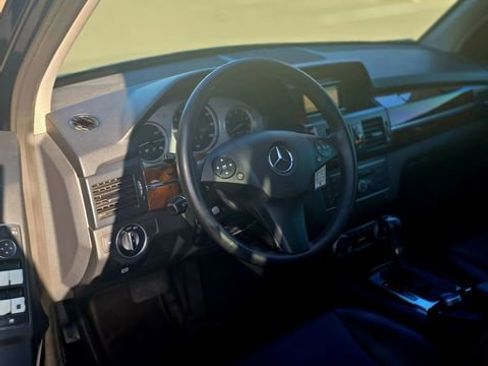 Used 2012 Mercedes-Benz GLK 350 2WD image 17