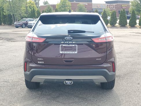 Used 2024 Ford Edge SEL w/ Convenience Package AWD/4WD image 5