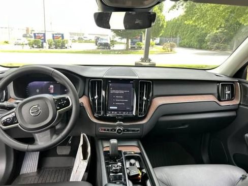 Certified 2024 Volvo XC60 B5 Plus w/ Protection Package Premier AWD/4WD image 2