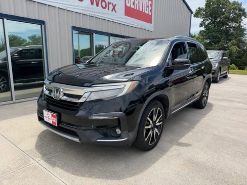 Used 2019 Honda Pilot Touring image 36