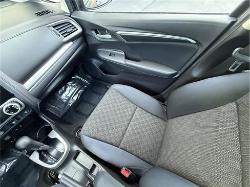 Used 2016 Honda Fit LX image 11