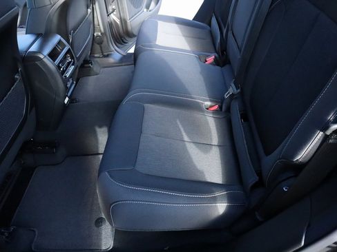 New 2025 Jeep Grand Cherokee Laredo w/ Luxury Tech Group I image 12