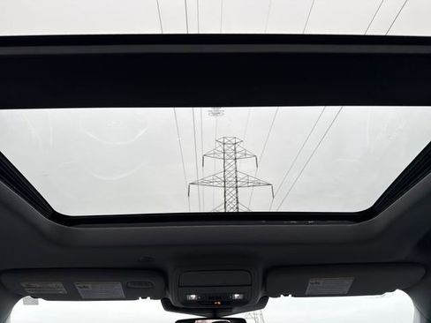 Used 2023 Ford Explorer Limited w/ Limited Technology Package image 24