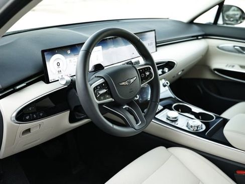 Certified 2026 Genesis GV70 2.5T image 19