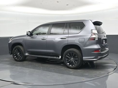 Used 2023 Lexus GX 460 Luxury w/ Sport Design Package AWD/4WD image 8